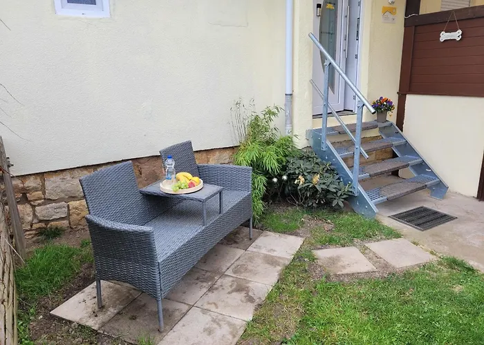 Am Feldrain Urlaub Mit Hund Im Weserbergland Appartement *